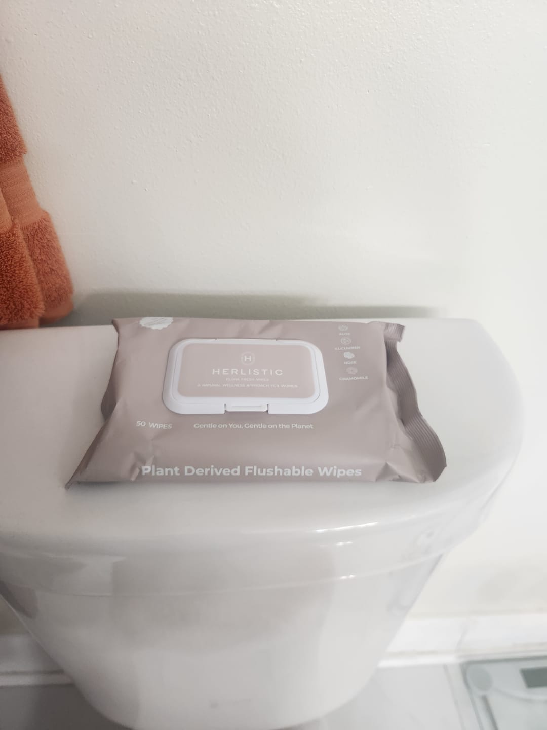 Customer photo review of Flora Fresh Flushable Wipes