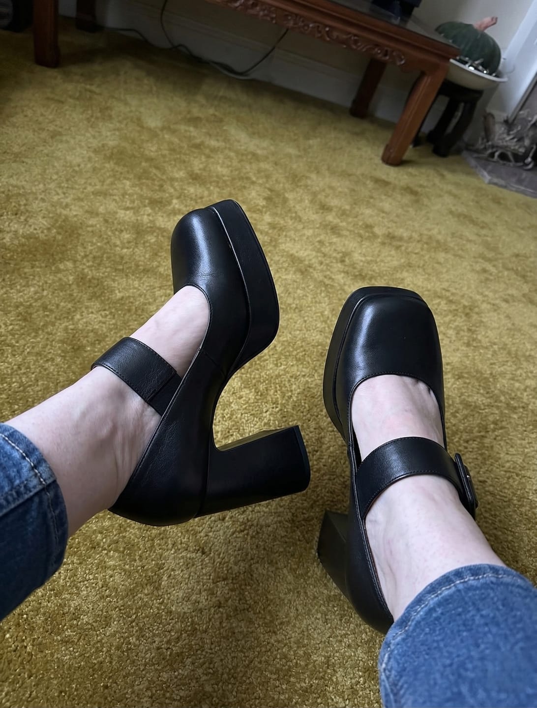 Customer photo review of Claudia Black