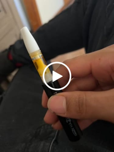 Customer video review of Neon Worms Cart