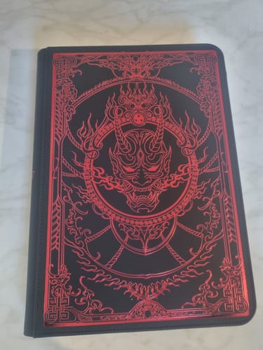 Customer photo review of BLOOD ONI - 9-Pocket Trading Card Binder
