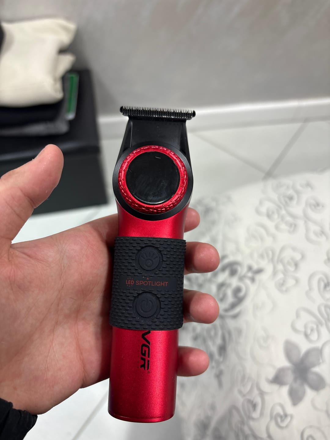 Customer photo review of Rasoio Super Trimmer VGR V - 977