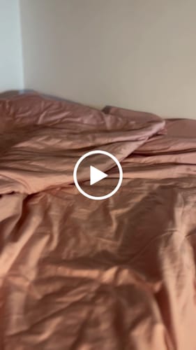 Customer video review of זוג ציפיות לכרית פרימיום כותנה 300 - Pink