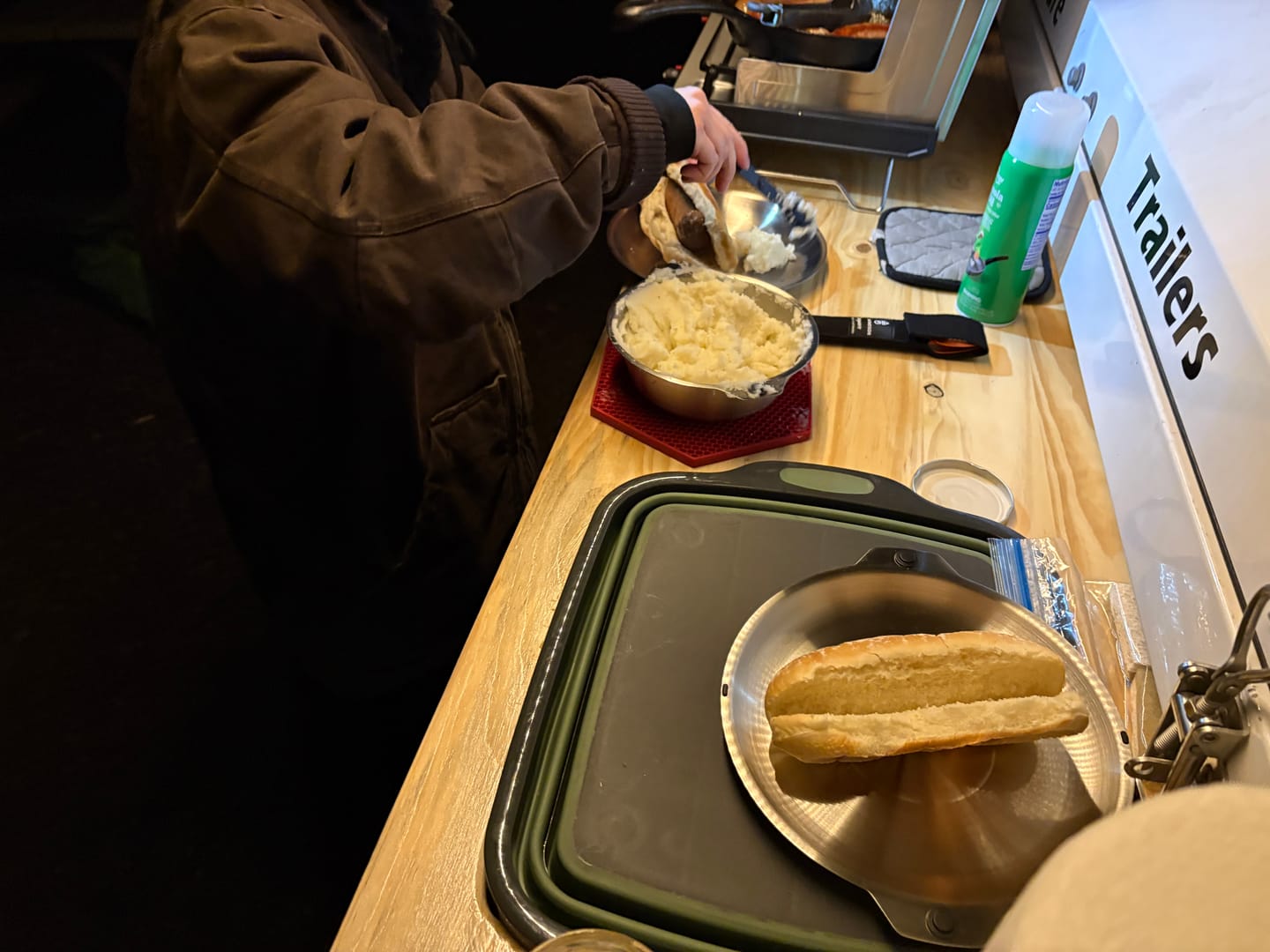 Customer photo review of Magware - Magnetic Bowls /Plates /Cutlery Double Set (14 PCS)