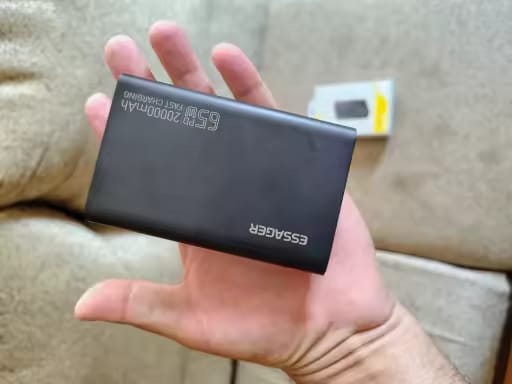 Customer photo review of 65W Fast Charging 20000mAh Portable Power Bank