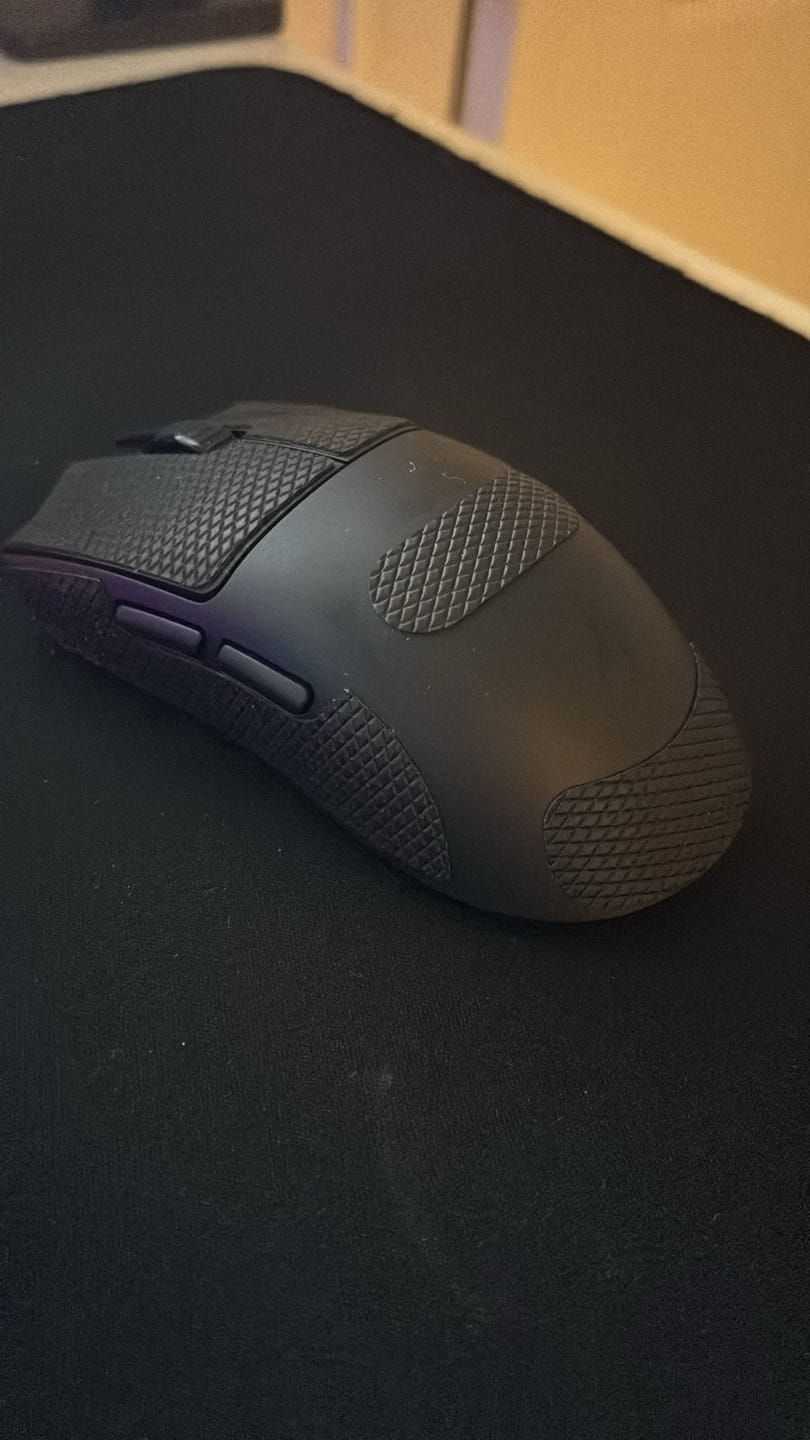 Customer photo review of ATK Blazing Sky X1 V2 Wireless Mouse
