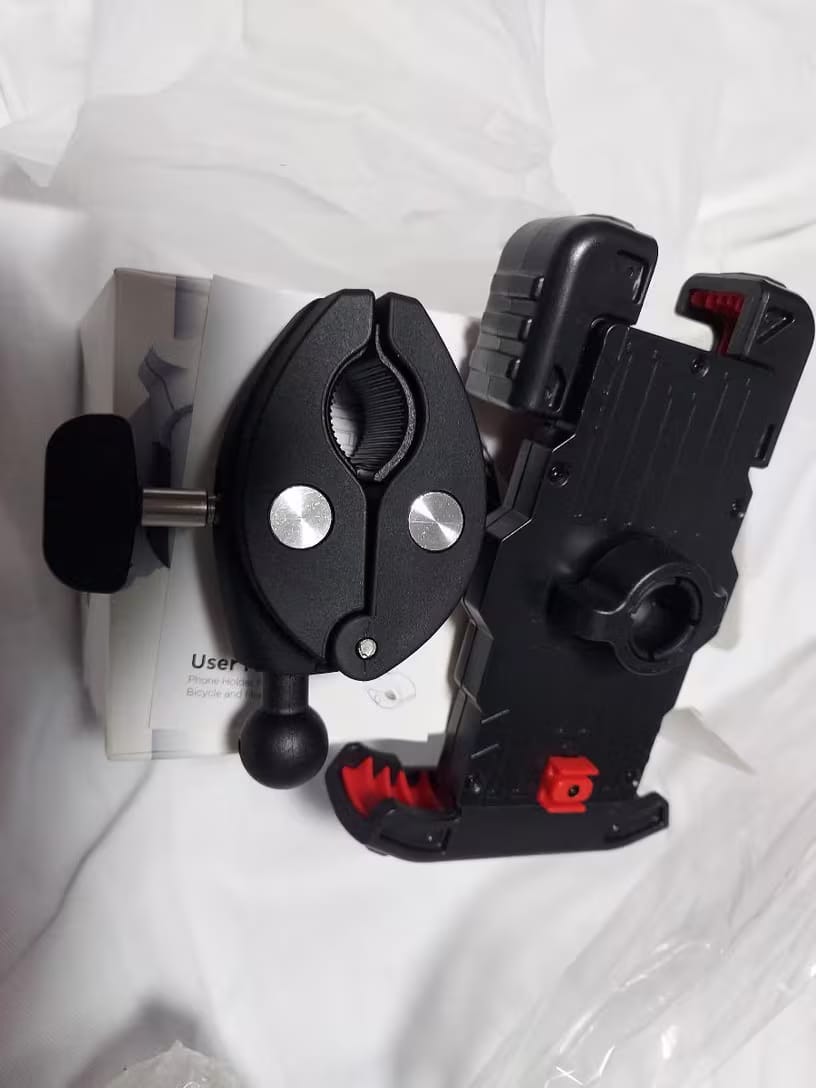 Customer photo review of Sicherer Motorrad & Fahrrad-Handyhalter – 1-Sekunden-Schnellverschluss