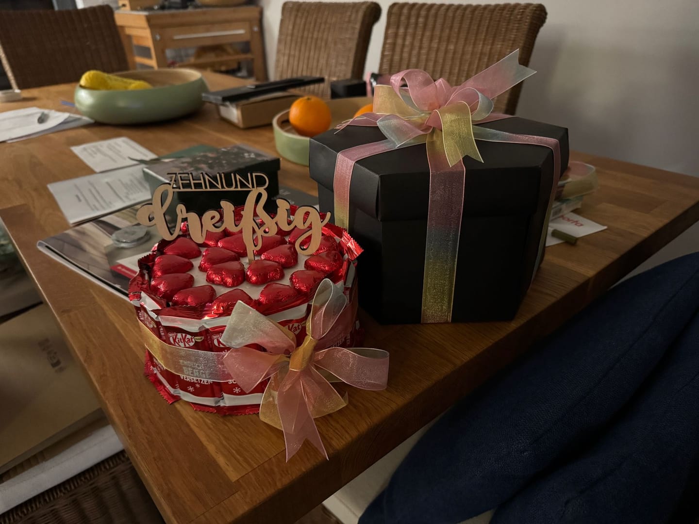 Customer photo review of Cake Topper 40. Geburtstag zehnunddreißig