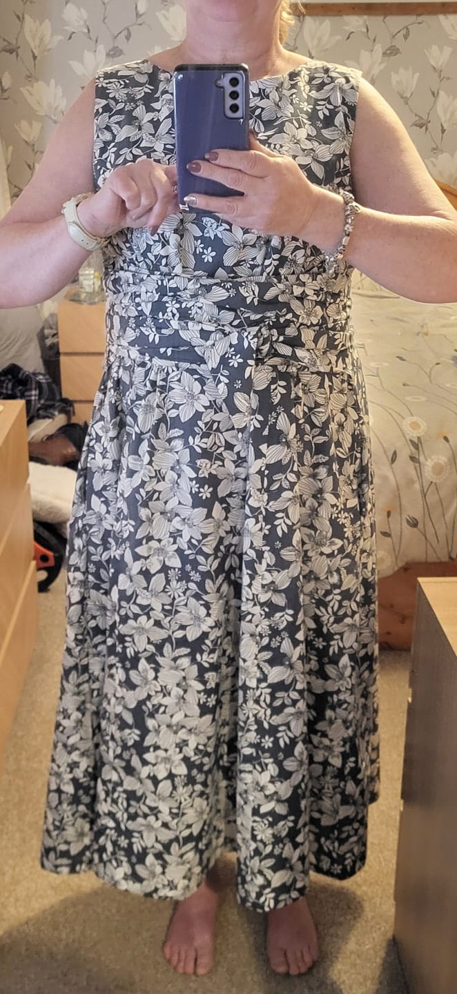 Customer photo review of Large Sketched Flowers Cotton Poplin Fabric