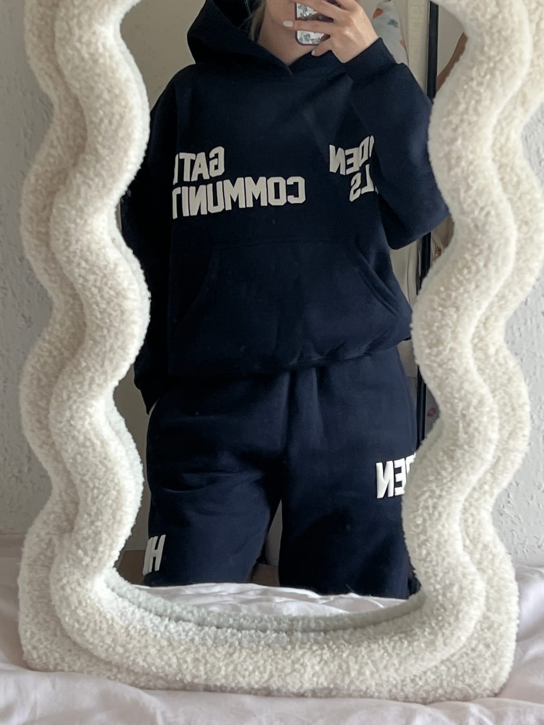 Customer photo review of GATED COMMUNITY STRAIGHT LEG SWEATPANTS NAVY