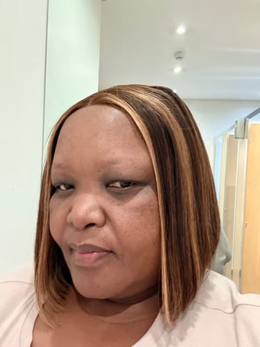 Customer photo review of Super Double Drawn Vietnamese 5x5 Lace Wig Straight Col Piano Brown 10 Inch