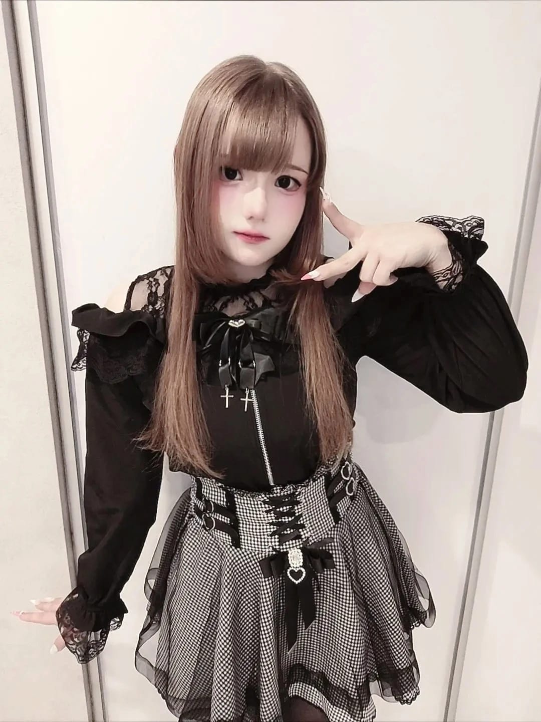 Customer photo review of Sweet Elegant Kawaii Slim Off Shoulder Suit Women's Japanese Lovely Lace New Black Short Skirt Suit Fashion Vintage Lolita Set