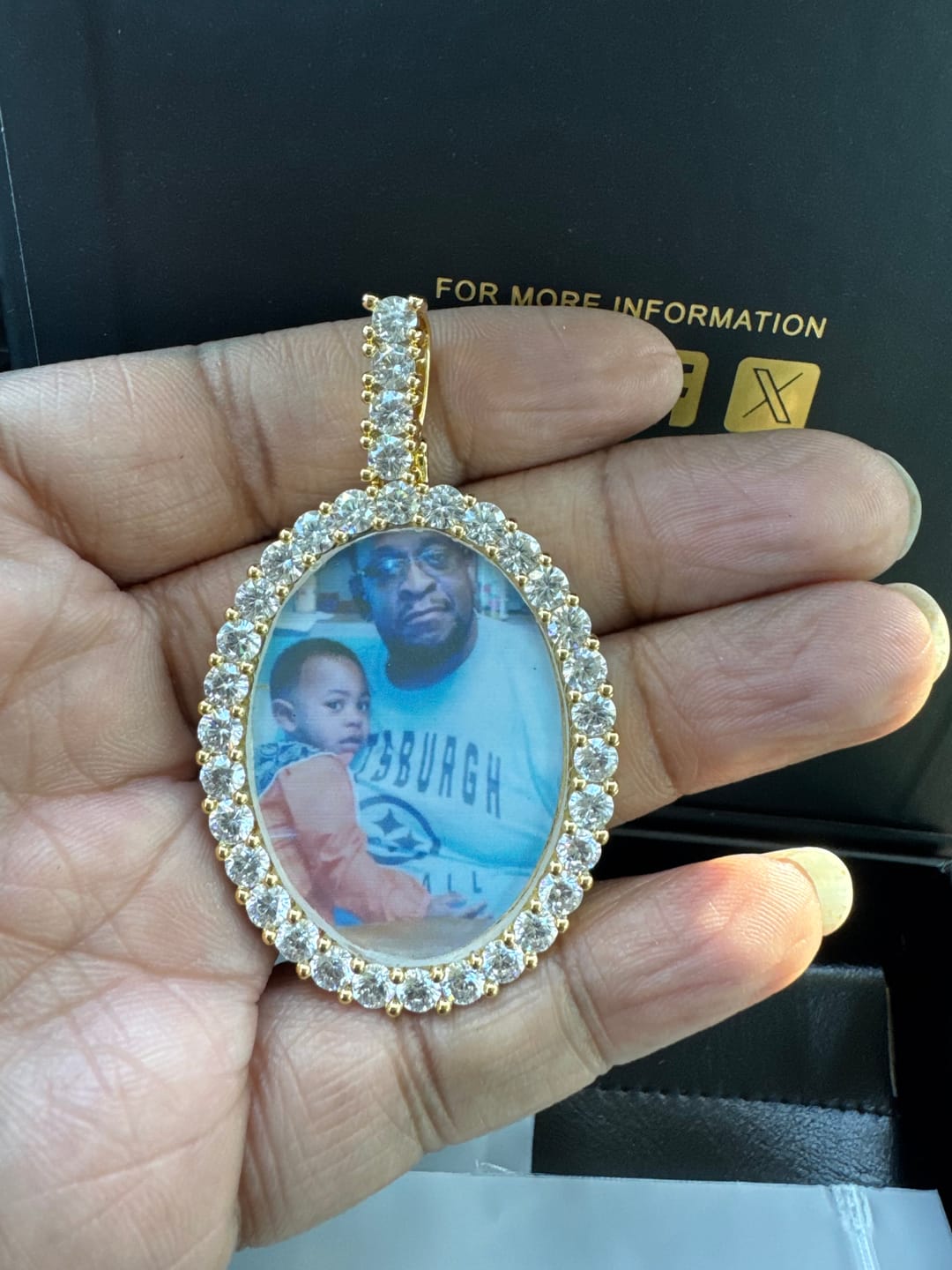 Customer photo review of 3D OVAL CUSTOM PICTURE PENDANT