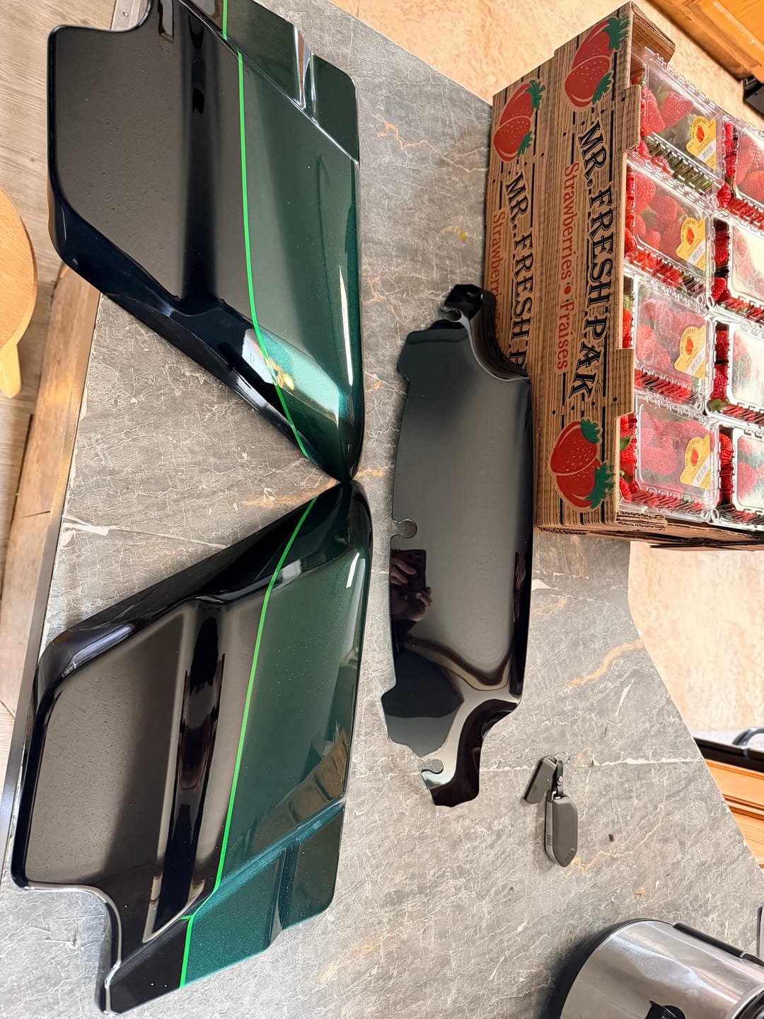 Customer photo review of HR3 Deep Jade Pearl / Vivid Black Side Covers