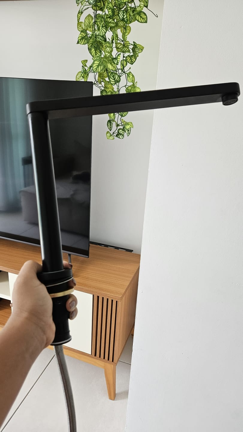 Customer photo review of Torneira para Cozinha Invisível 360° Sible