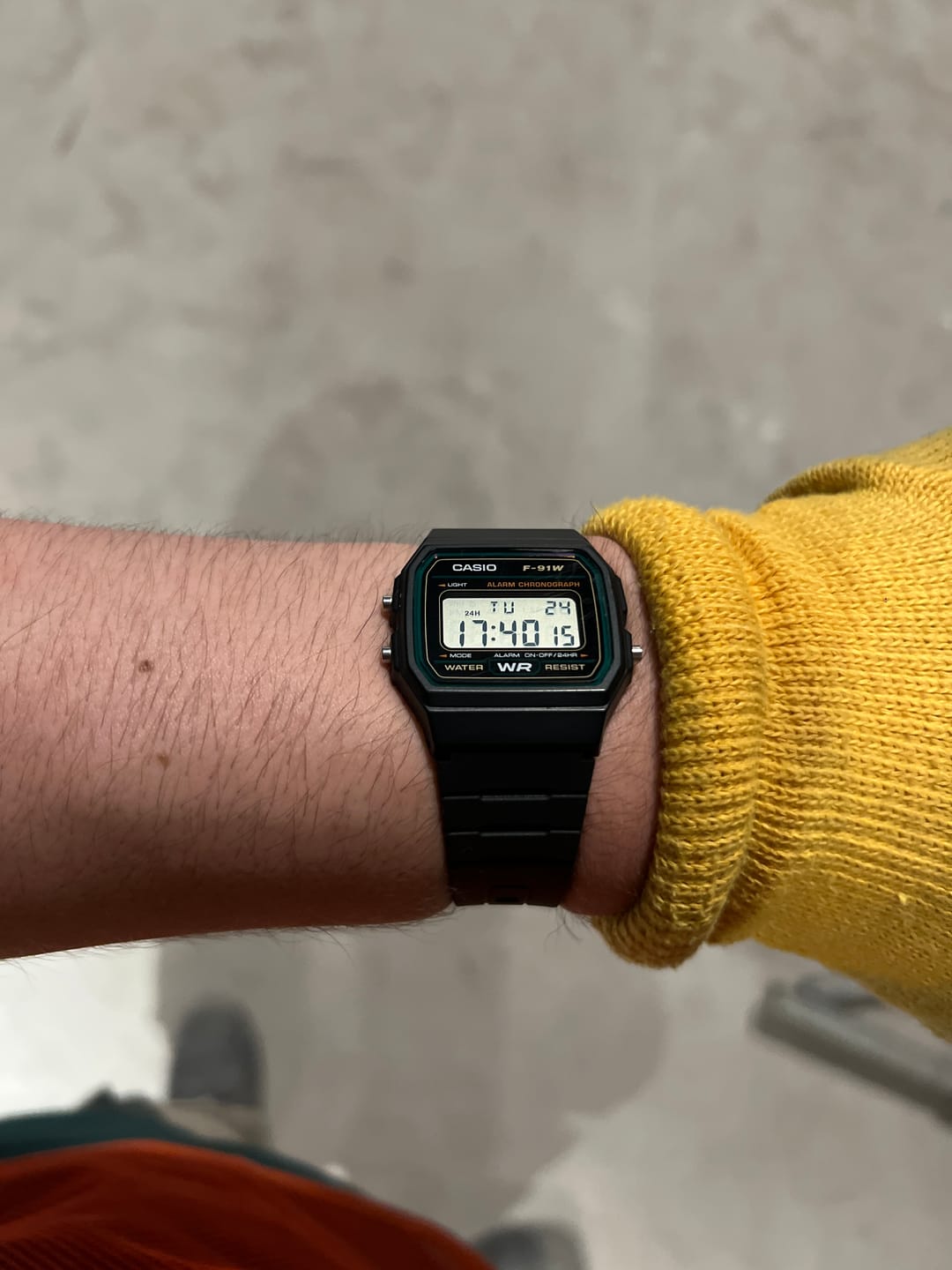 Customer photo review of Reloj Casio Vintage F-91W-3DG Clásico Líneas Verdes
