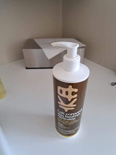 Customer photo review of Lait corporel - LIVRAISON À PARTIR DU 19 MARS