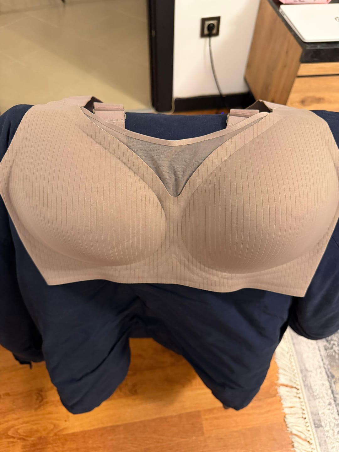 Customer photo review of Lazer Kesim Toparlayıcı Büyük Beden Sütyen