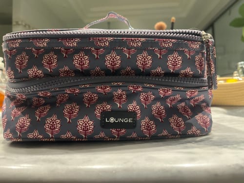 Reseña con foto de un cliente sobre Cosmetiquero Doble Estampado