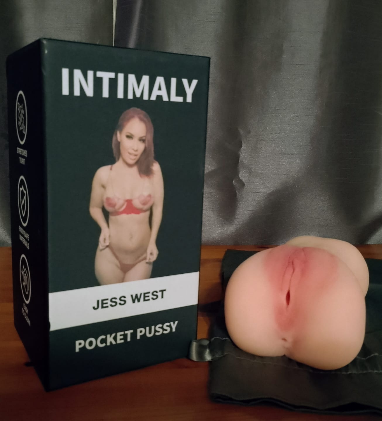Customer photo review of Feel Jess West