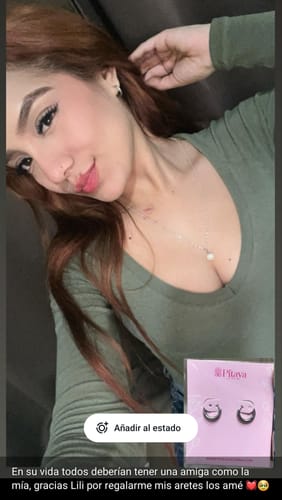 Customer photo review of Huggie Circular Básico Gold