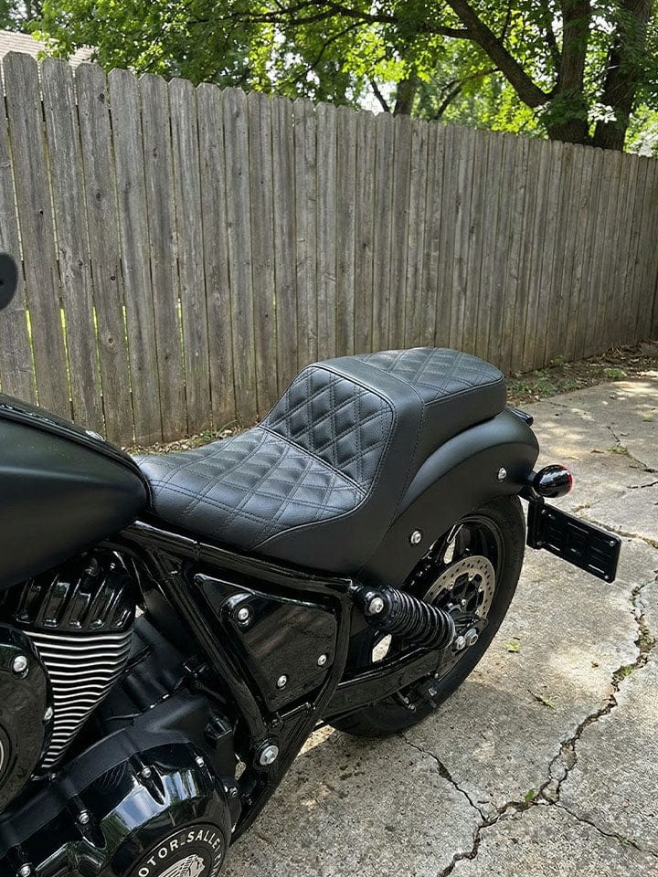 Customer photo review of Iron Born Diamond Stitch Indian Chief Dark Horse 2-Up Seat Black