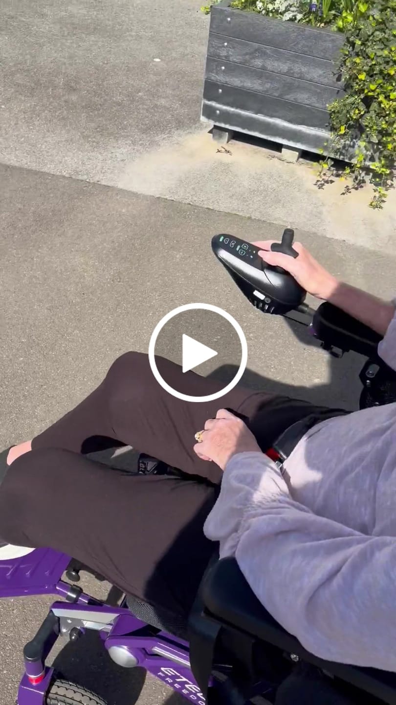 Customer video review of Limited Edition Purple Lightweight Electric Wheelchair | Freedom Pro ST
