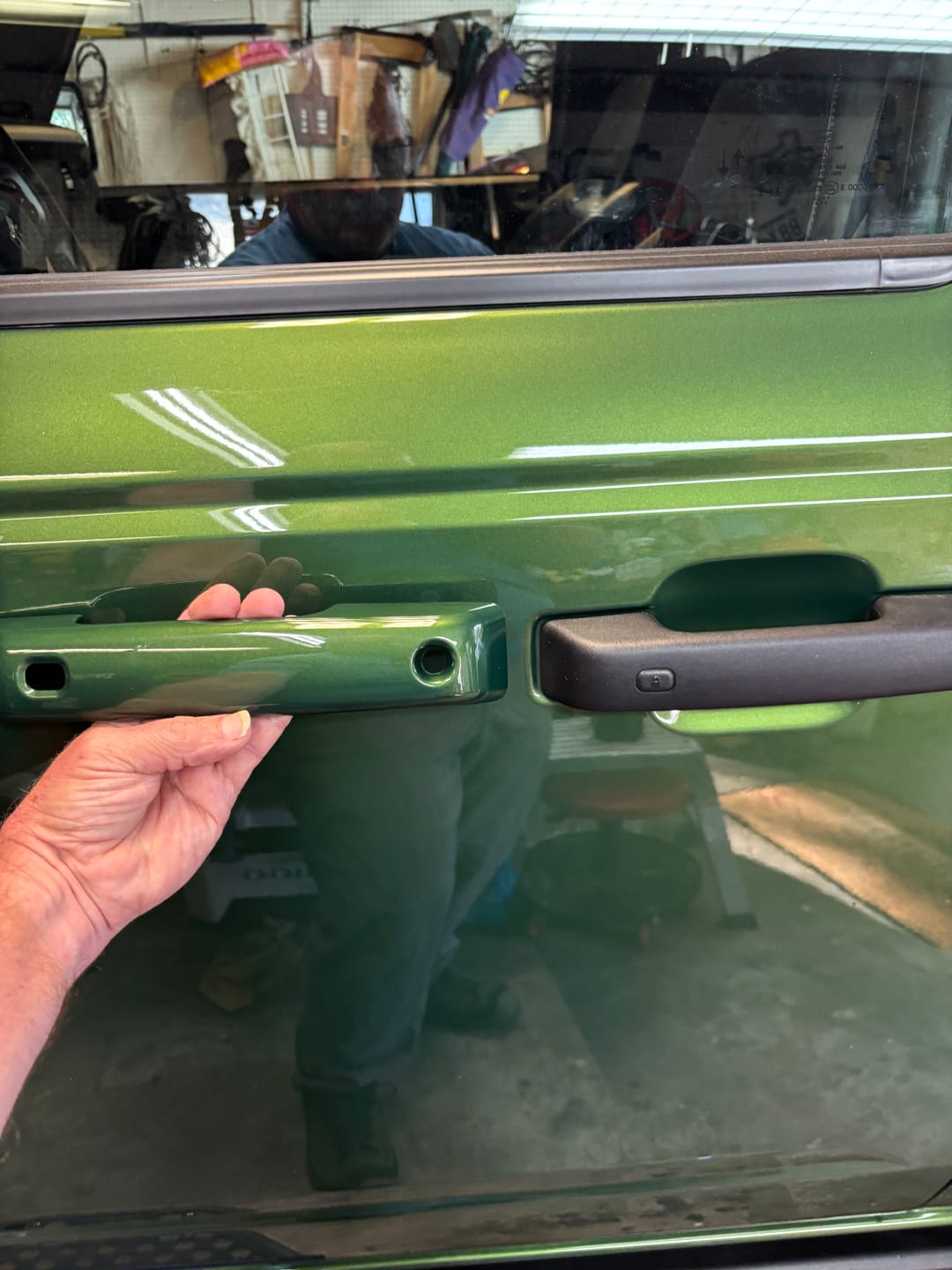 Customer photo review of Ford Bronco Color-Matched Door Handle Cover With Smart Entry *Seamless Fitment