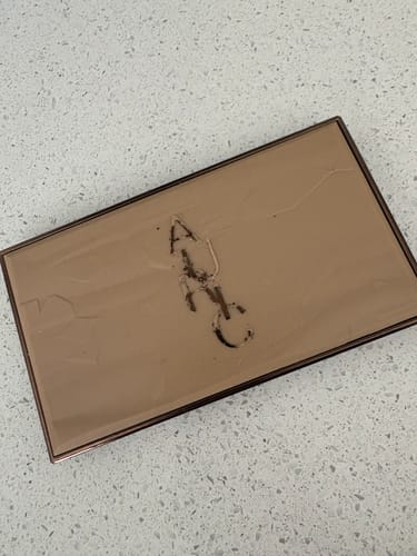 Customer photo review of Mirage Shift Crème Cheek Palette