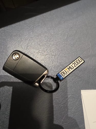 Customer photo review of Kennzeichen Schlüsselanhänger Mini Nummernschild Metall