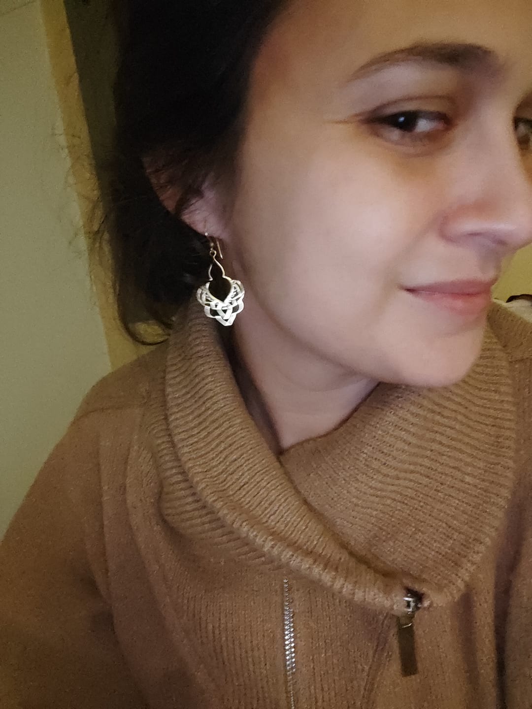 Customer photo review of עגילי השראה מרוקאית מוזהבים