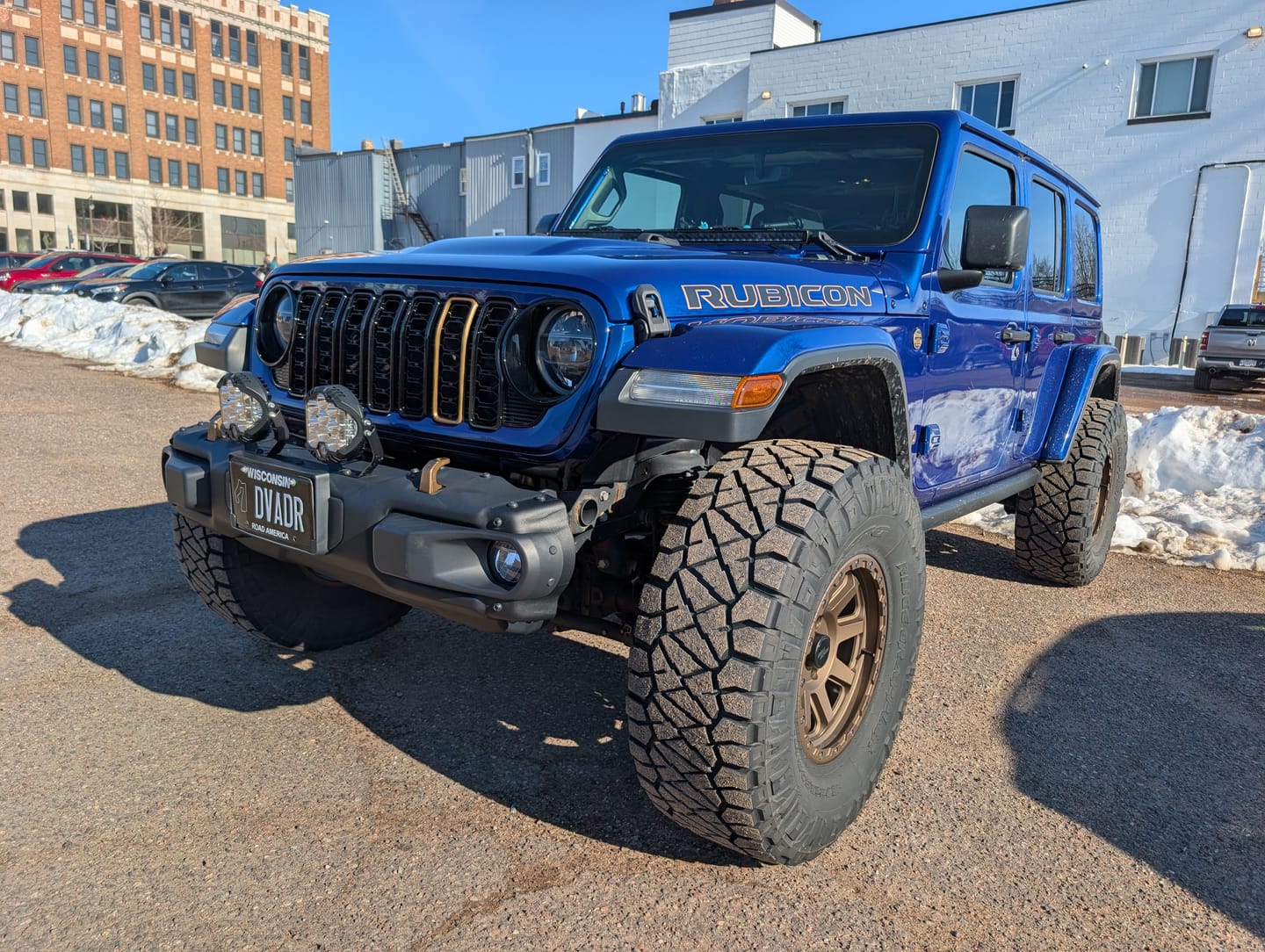 Customer photo review of OEM Color Matched Front Grille for Jeep Wrangler JL/Gladiator JT