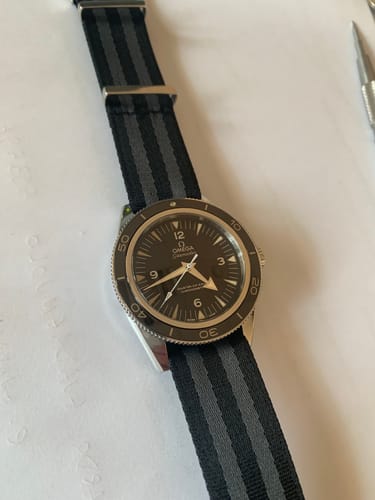Customer photo review of Bond Premium Nylon Watch Strap