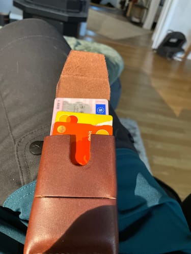 Customer photo review of Slimmad plånbok i äkta läder