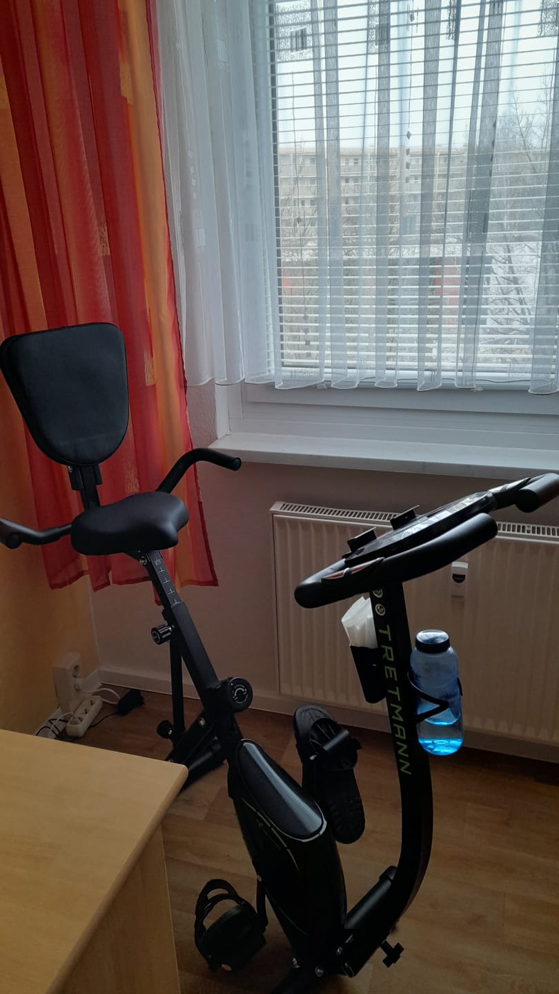 Customer photo review of Werkzeug, Traningsbuch und Dehnposter