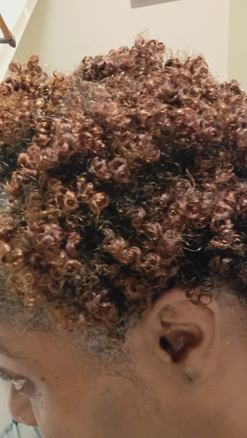 Customer photo review of Tropical Oasis Anti-Humidity Firm Hold Hair Gel