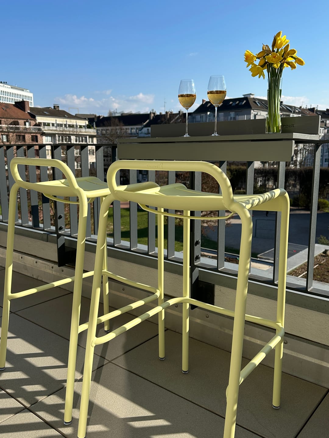 Customer photo review of Balkonzeit Bar aus Massivholz
