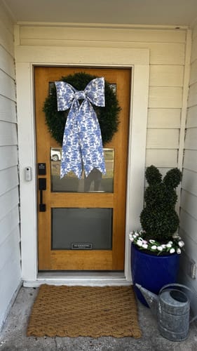 Customer photo review of Large Heritage Blue Toile Bow