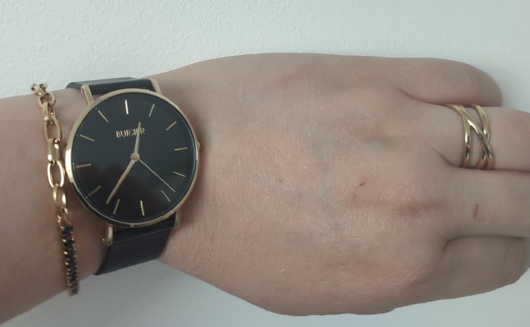Customer photo review of Jade Gold Black Bracelet