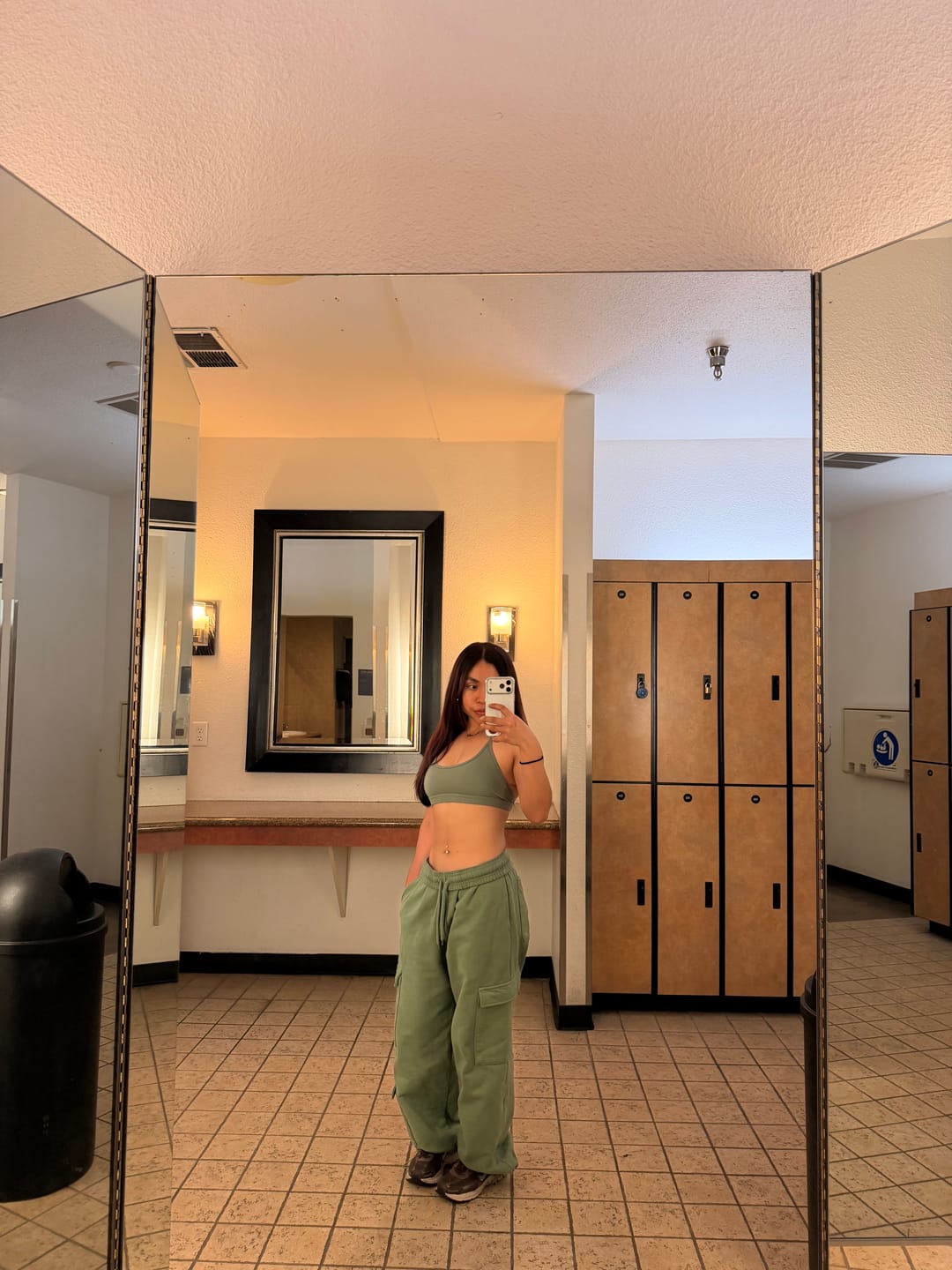 Customer photo review of W2258 - Kove Cargo Joggers