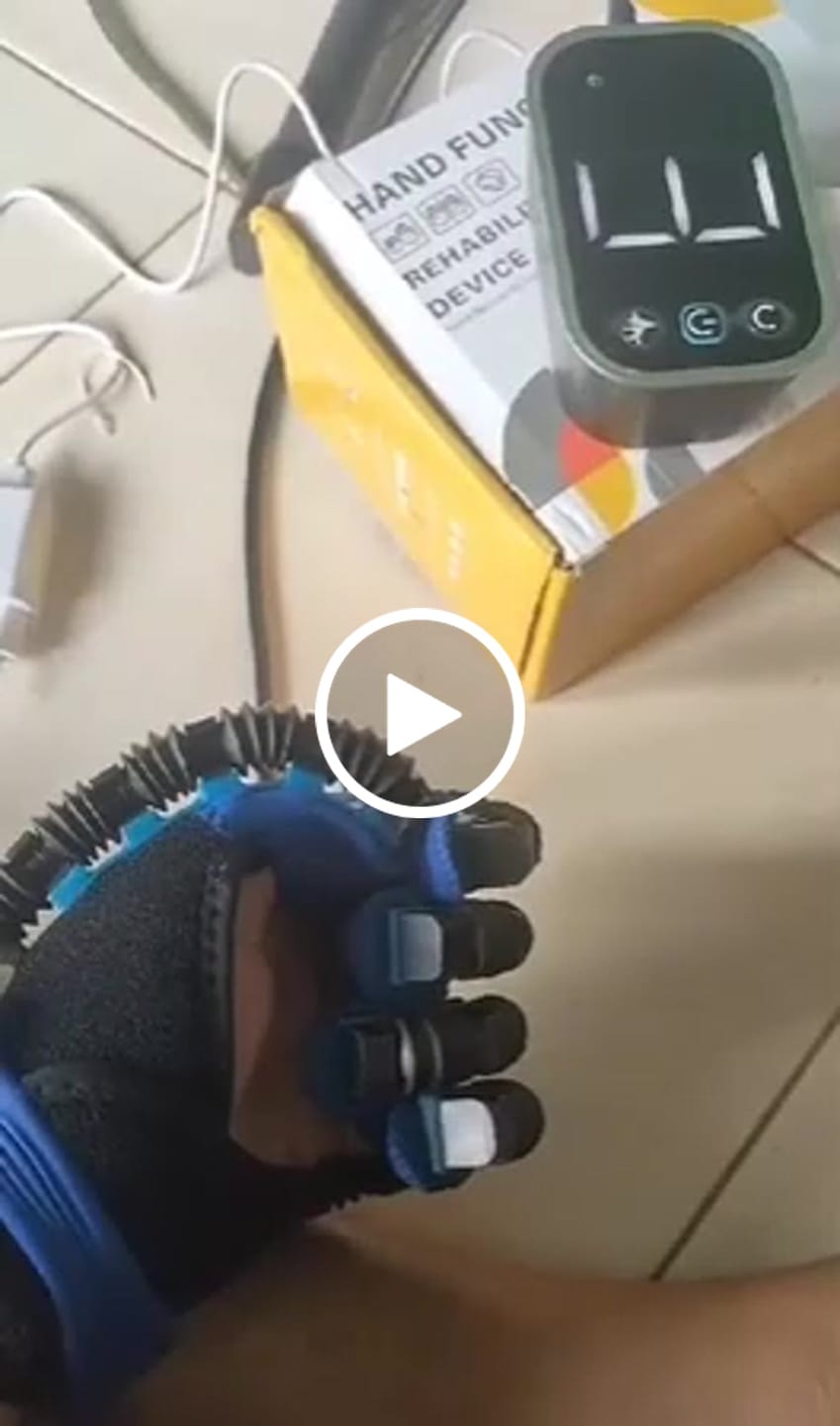 Customer video review of ReGrip™ | Rehabilitation Glove