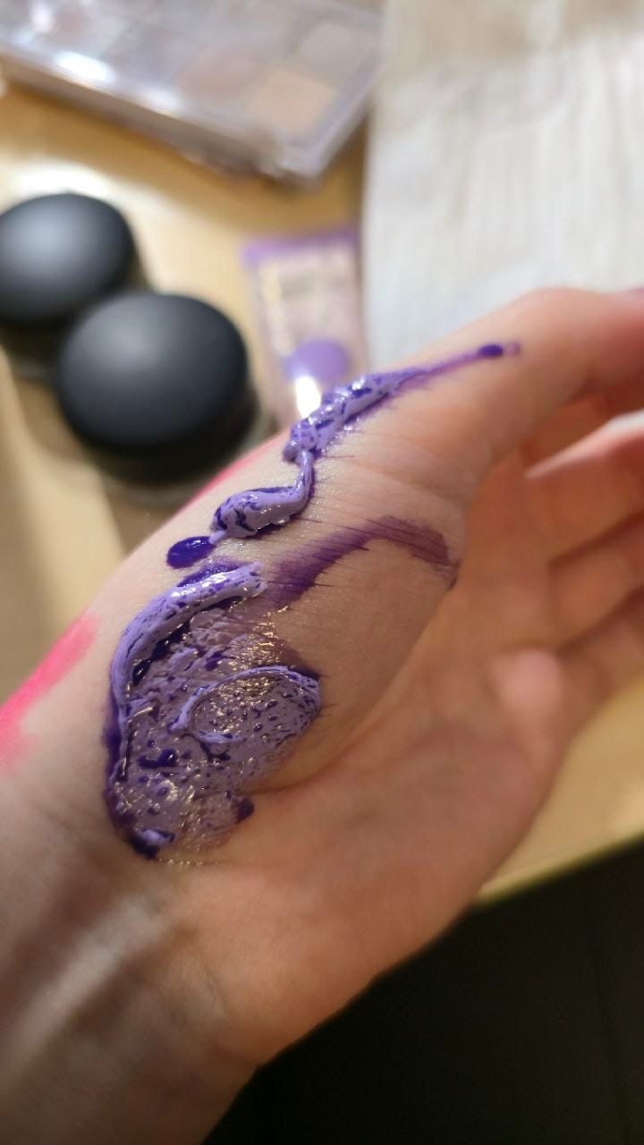 Customer photo review of P. Louise Coloured Base