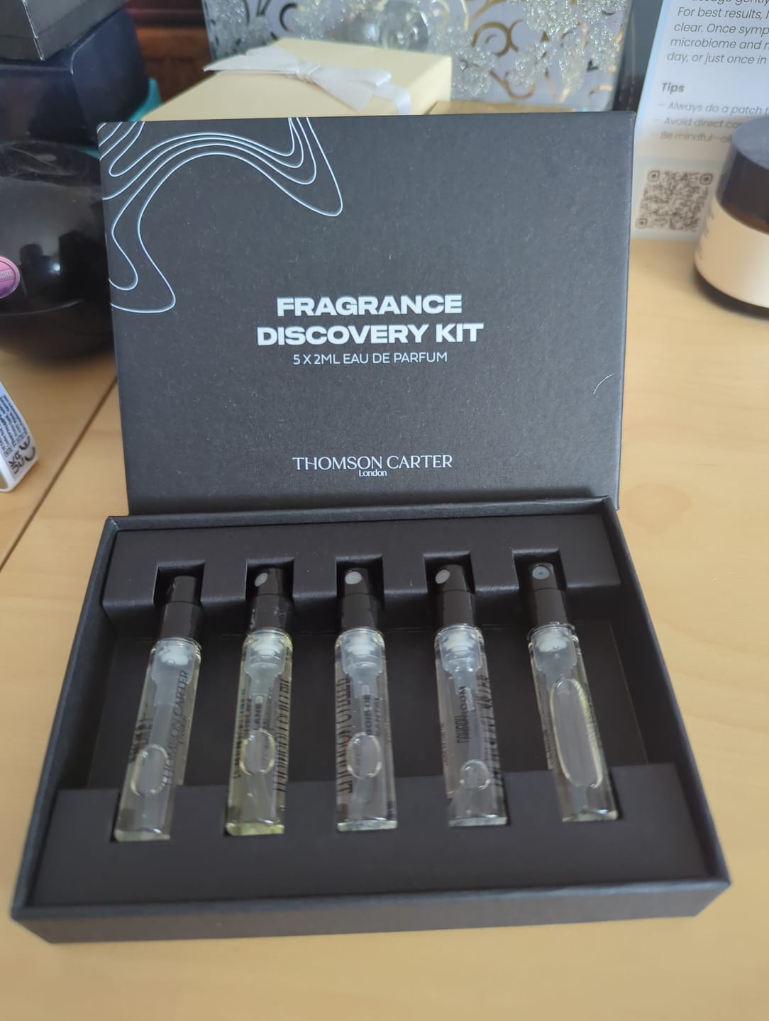 Customer photo review of Fragrance Discovery Kit | 5x 2ml | Eau de Parfum
