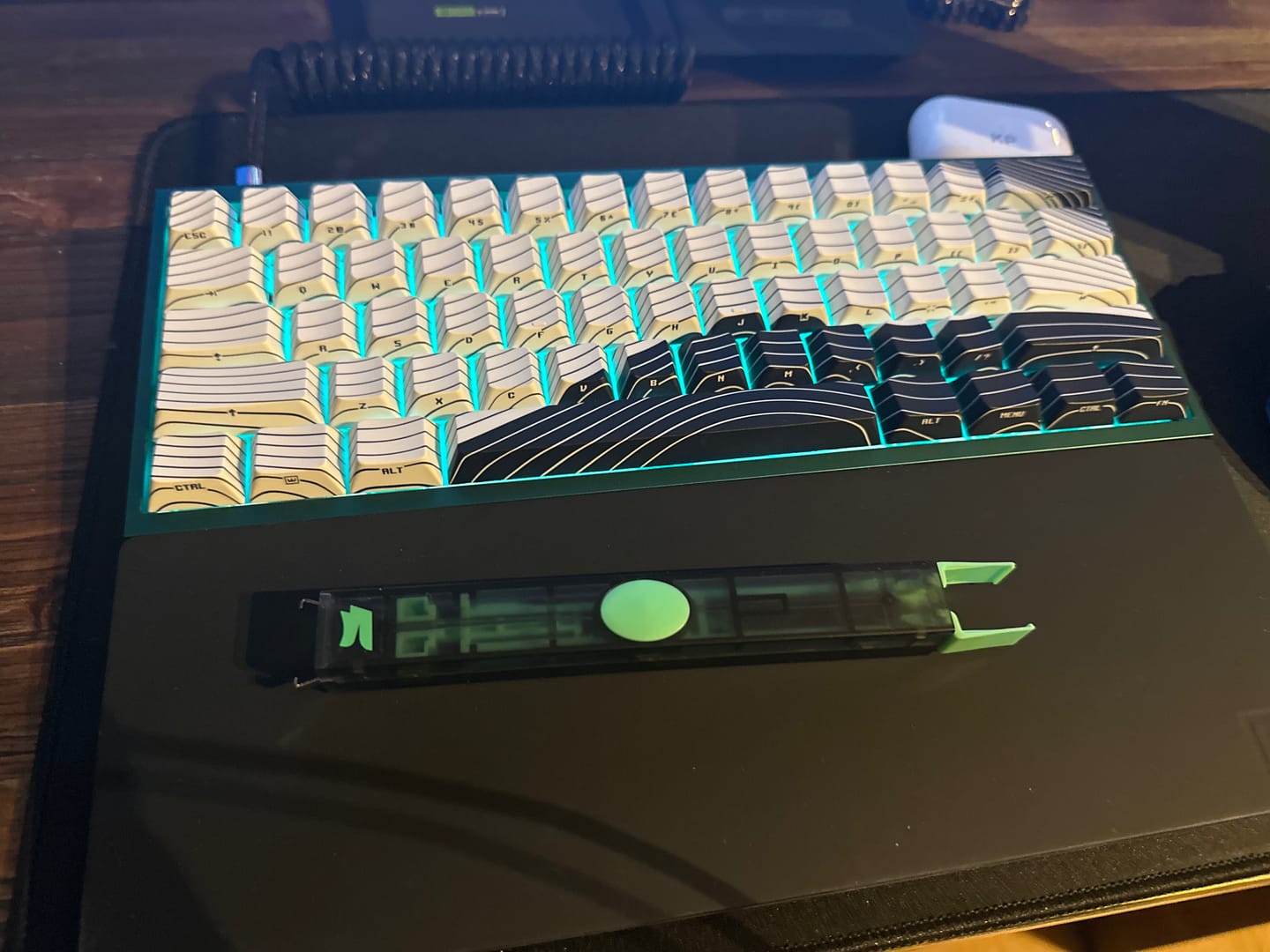 Customer photo review of Gateron Twins DIY Switch/Keycap Puller