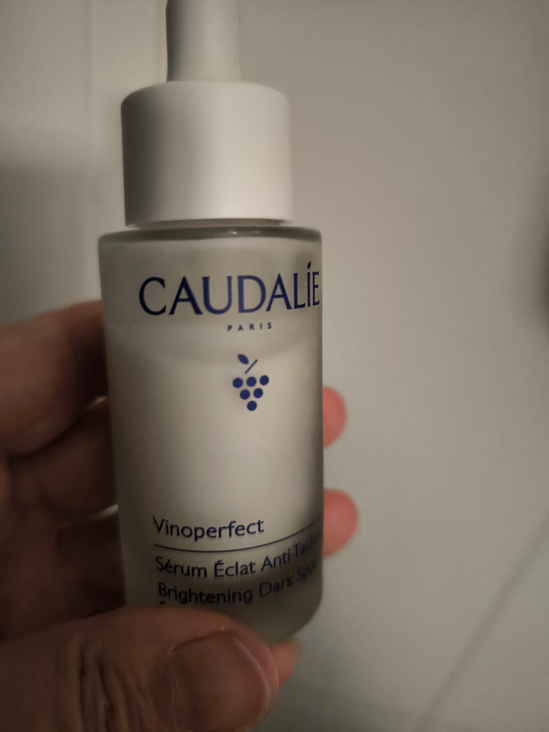Customer photo review of Caudalie Vinoperfect Radiance Dark Spot Serum Vitamin C Alternative
