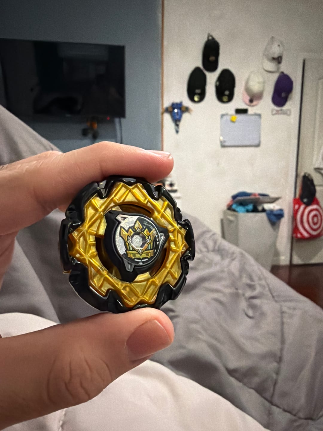 Customer photo review of Takara Tomy Beyblade X CX-11 EmperorMight DECK SET