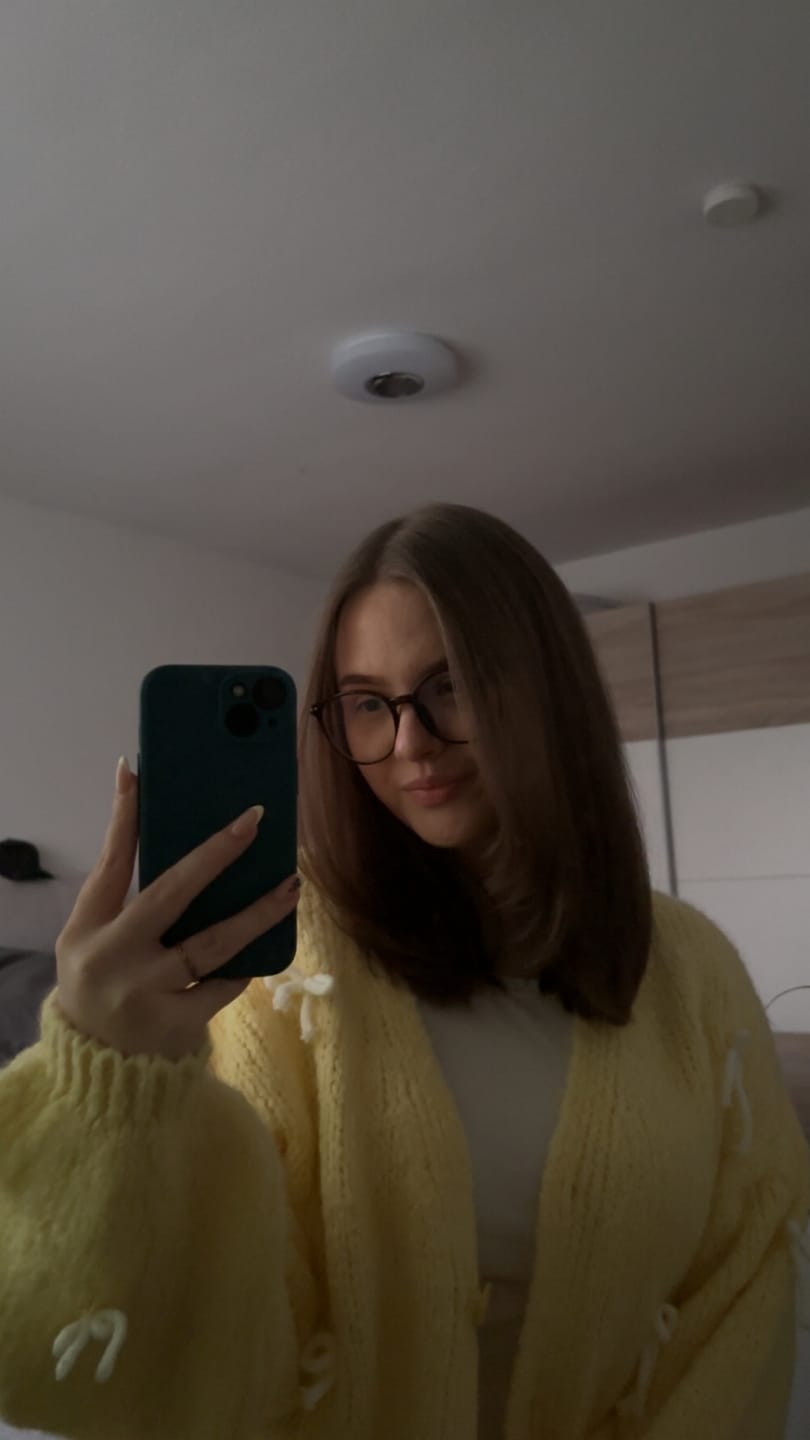 Customer photo review of Oversize Mini Schleifen Cardigan