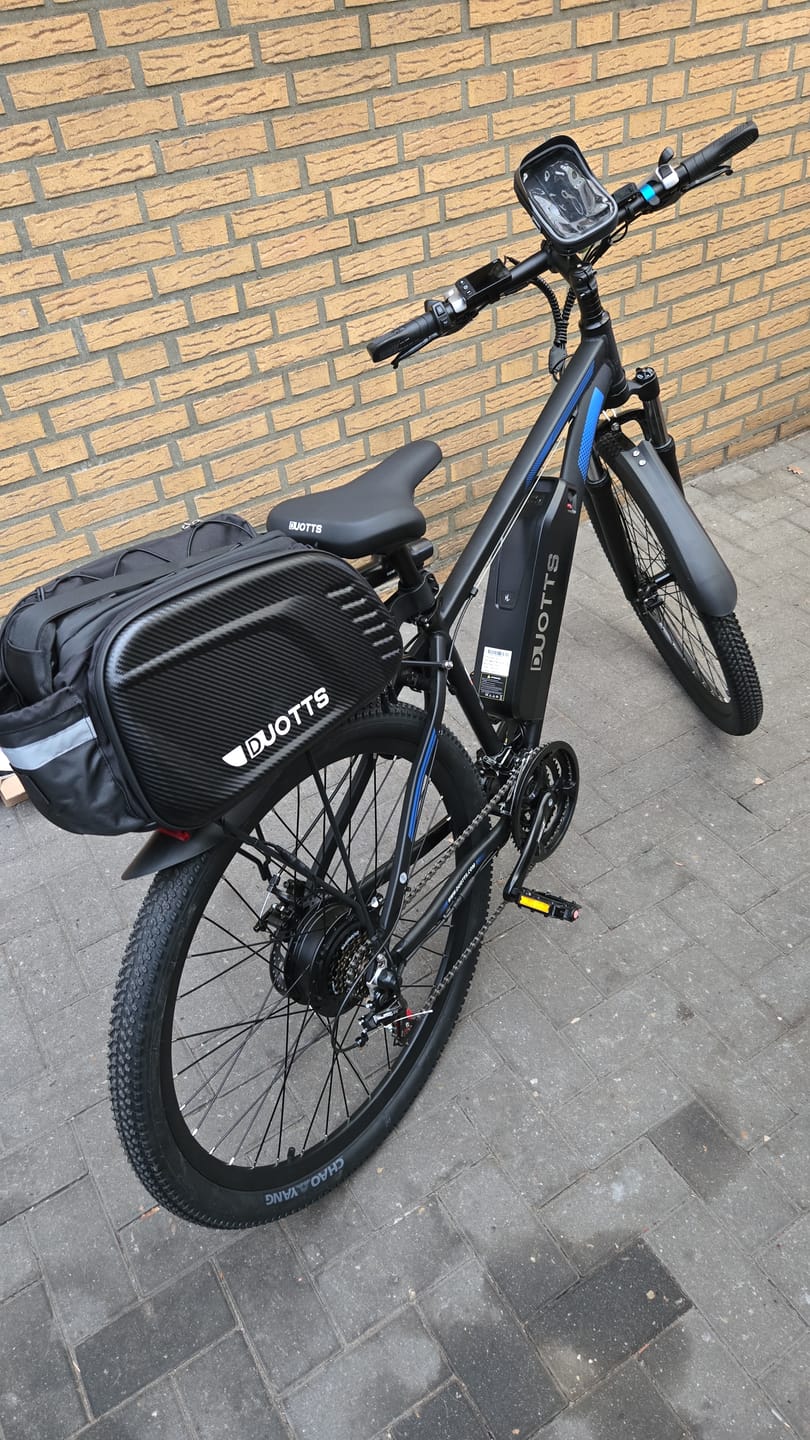 Customer photo review of DUOTTS Limited Edition Bag Travel Bag