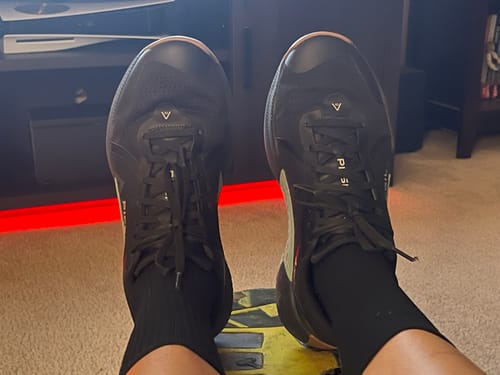 Customer photo review of Nova01 Training Shoes