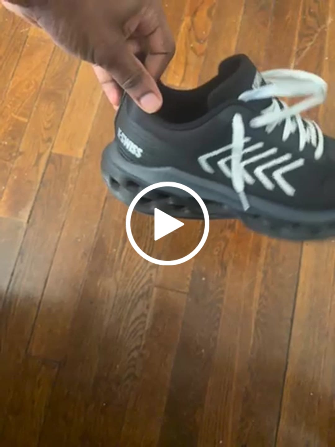 Customer video review of 04494-049-M | MELROSE TUBES LITE | BLACK/OYSTER MUSHROOM/ASPHALT/SILVER