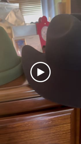 Customer video review of London Pillbox Hat - Hunter Green